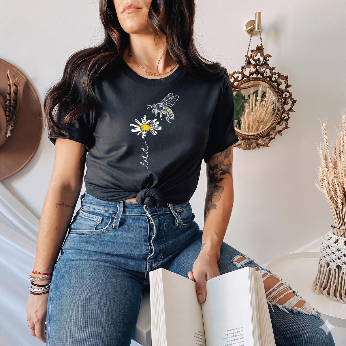 Let It Bee Shirt, Daisy Bee Shirt For Women, Boho Botanical Graphic Tee, Save The Bees Tshirt, Inspirational Quote Top, Bee Lover Gift