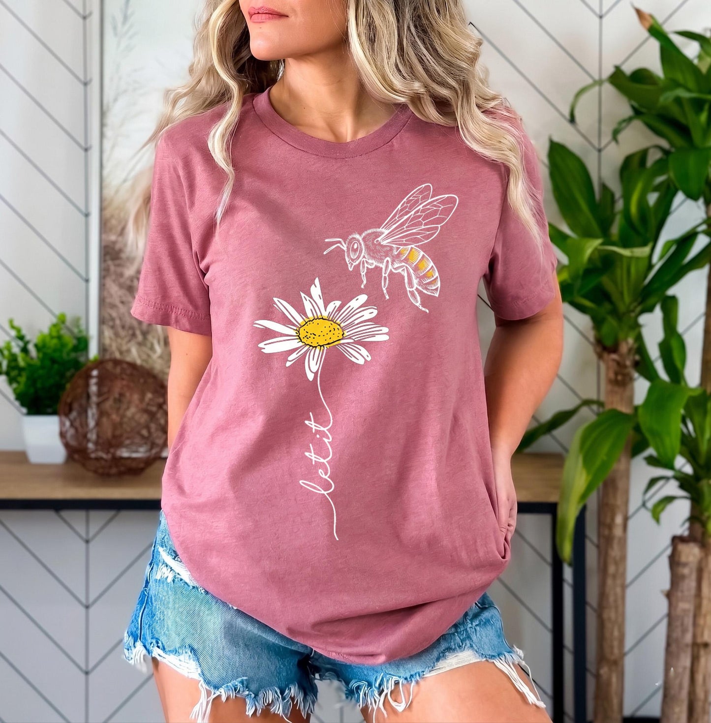 Let It Bee Shirt, Daisy Bee Shirt For Women, Boho Botanical Graphic Tee, Save The Bees Tshirt, Inspirational Quote Top, Bee Lover Gift